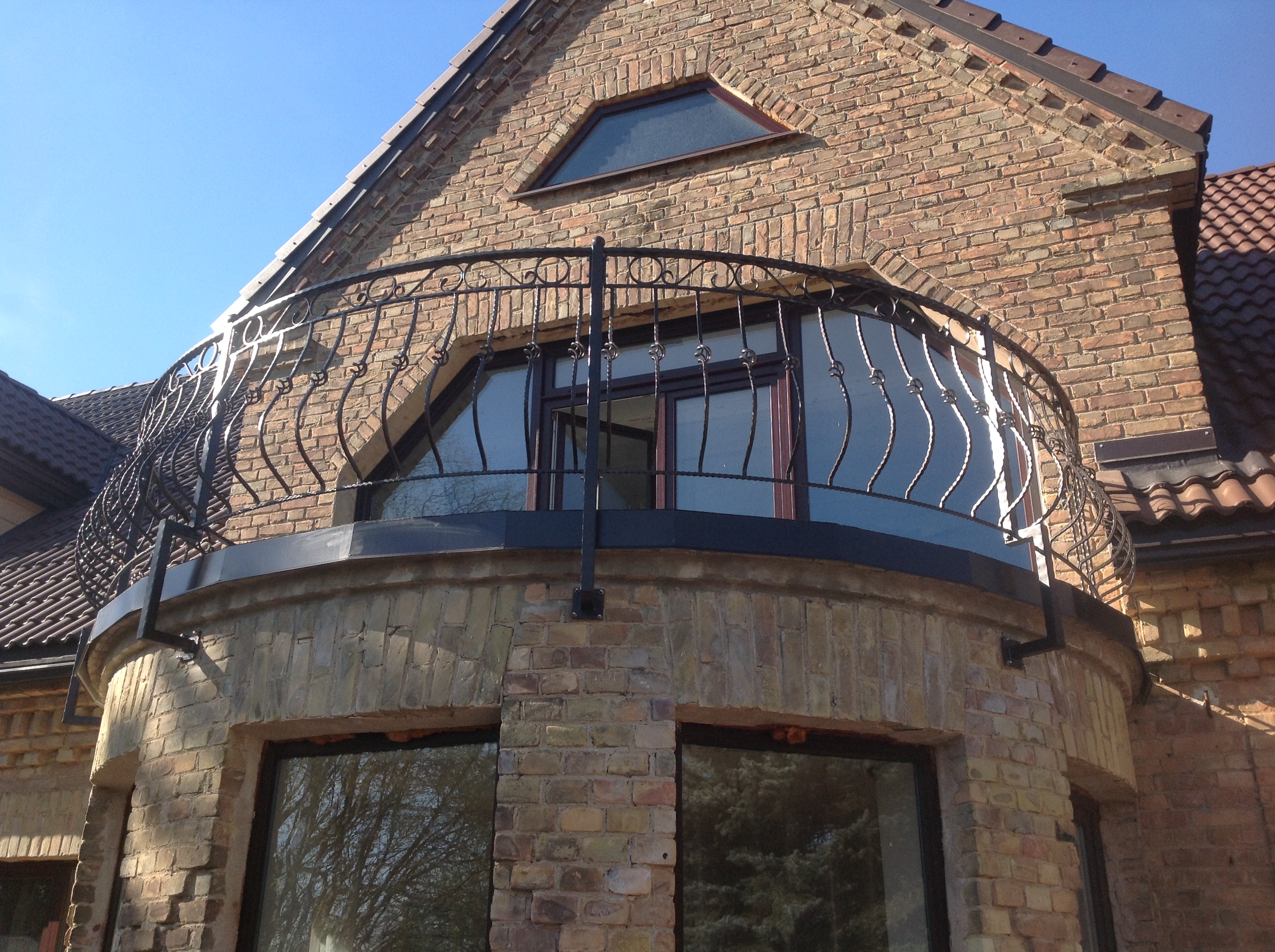 Dekorativas balkona marga 7