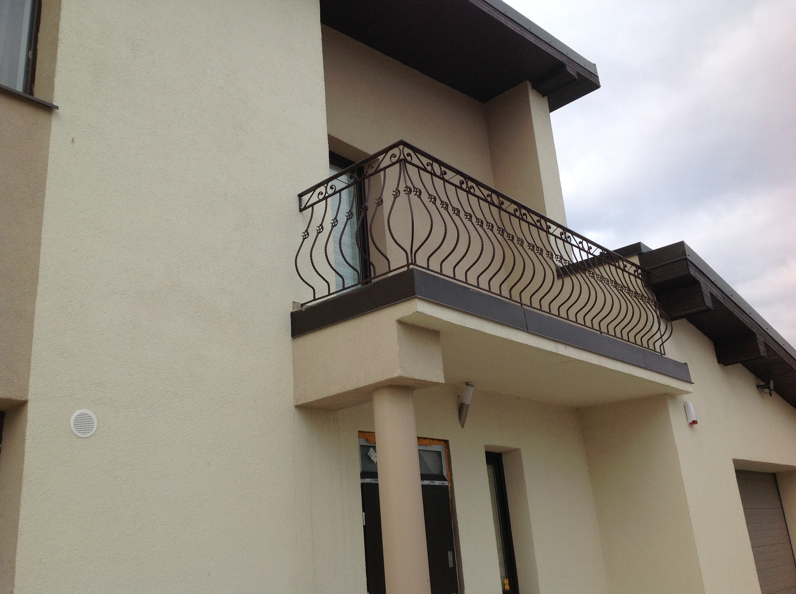 Dekorativas balkona margas 5