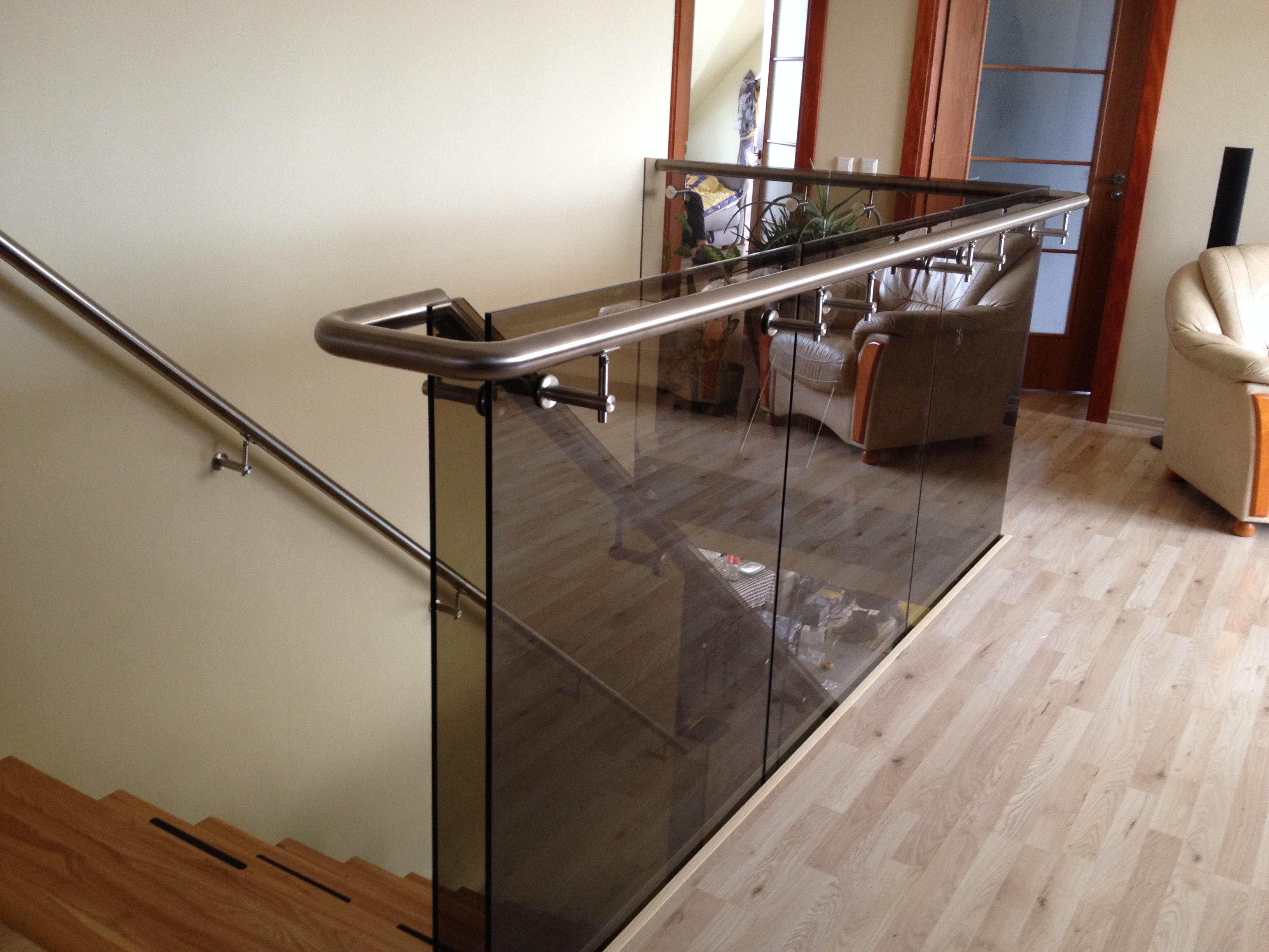 Stikla margas ar nerusejosha terauda lenteri 2