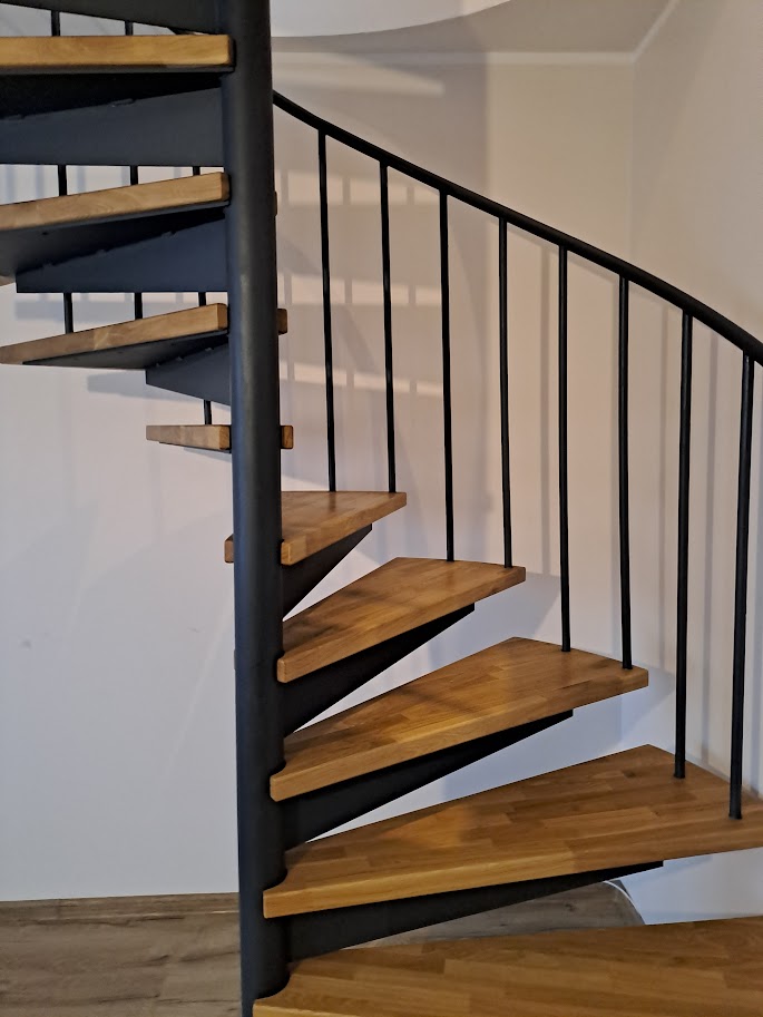 Vitas trepju margas 2